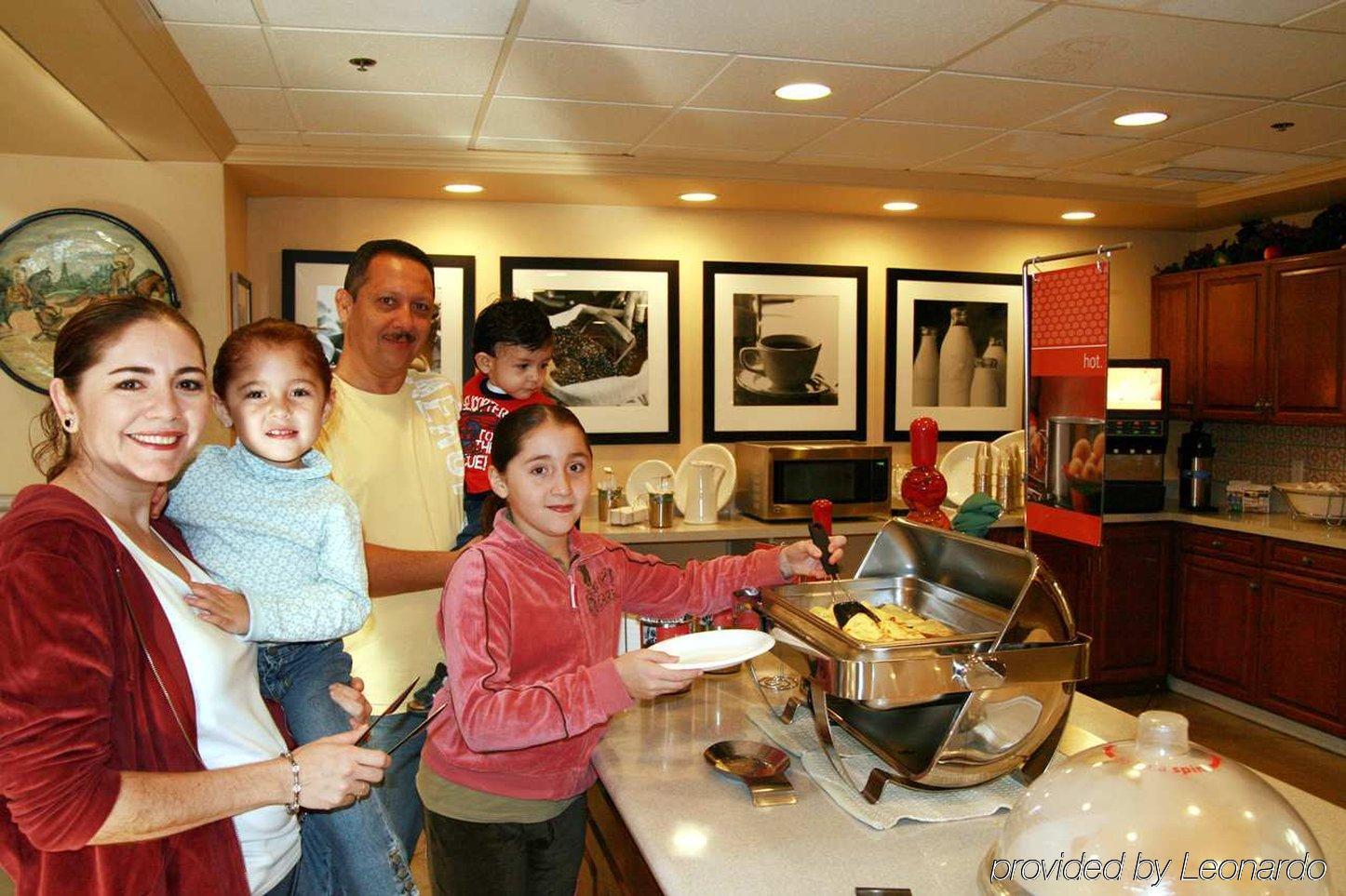 Hampton Inn & Suites Tucson Mall Restaurant foto